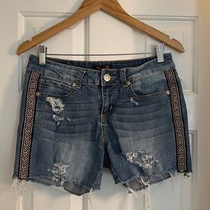 Seven for all mankind jeans shorts distressed with embroidered ribbon trim 8
